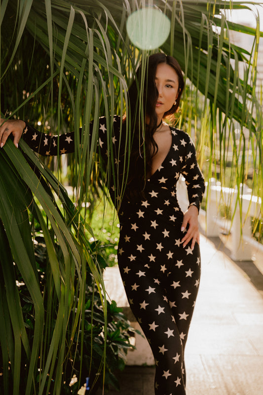 MACACÃO PHOENIX SHINY BLACK STARS OFF WHITE