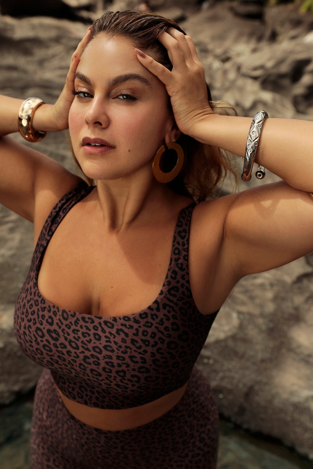TOP CROPPED SHINY LEOPARD COFFEE